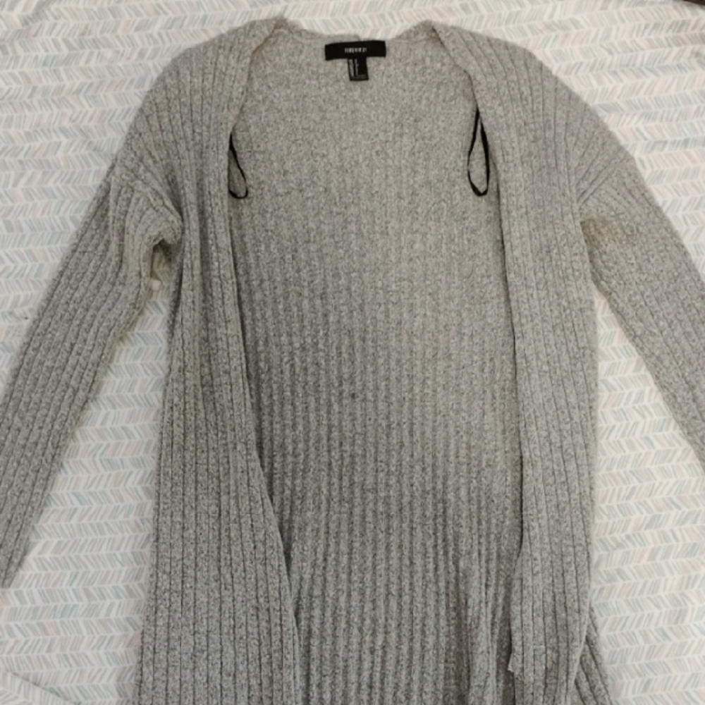 Cozy Gray Ribbed Sweater
